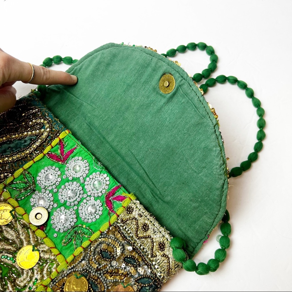 Vintage | Embellished Beaded Thai Silk Crossbody Bag - Picture 5 of 6
